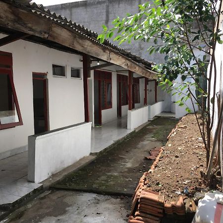 Tambak Bayan Guesthouse Kejayan Екстер'єр фото