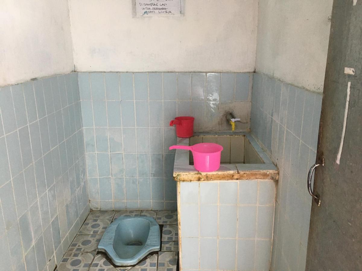 Tambak Bayan Guesthouse Kejayan Екстер'єр фото